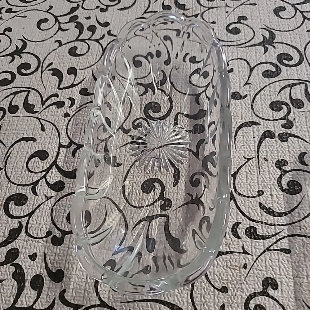 Pair of Anchor Hocking Dishes